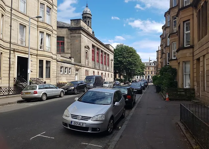 Bentinck Street Ground Floor Apartment